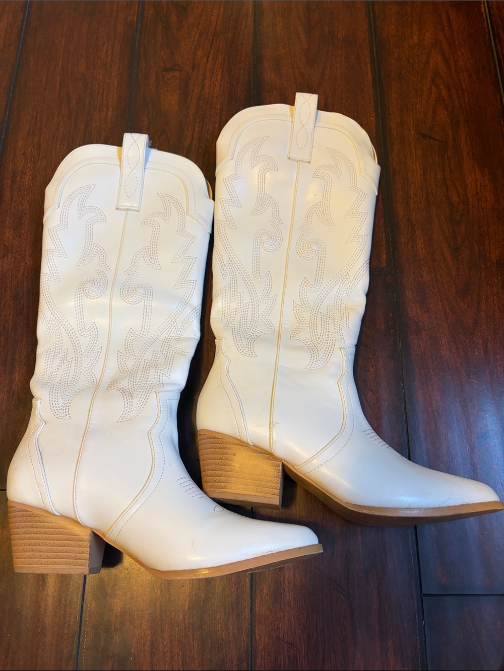 IDIFU White Western Cowboy Boots with Tan Heel
